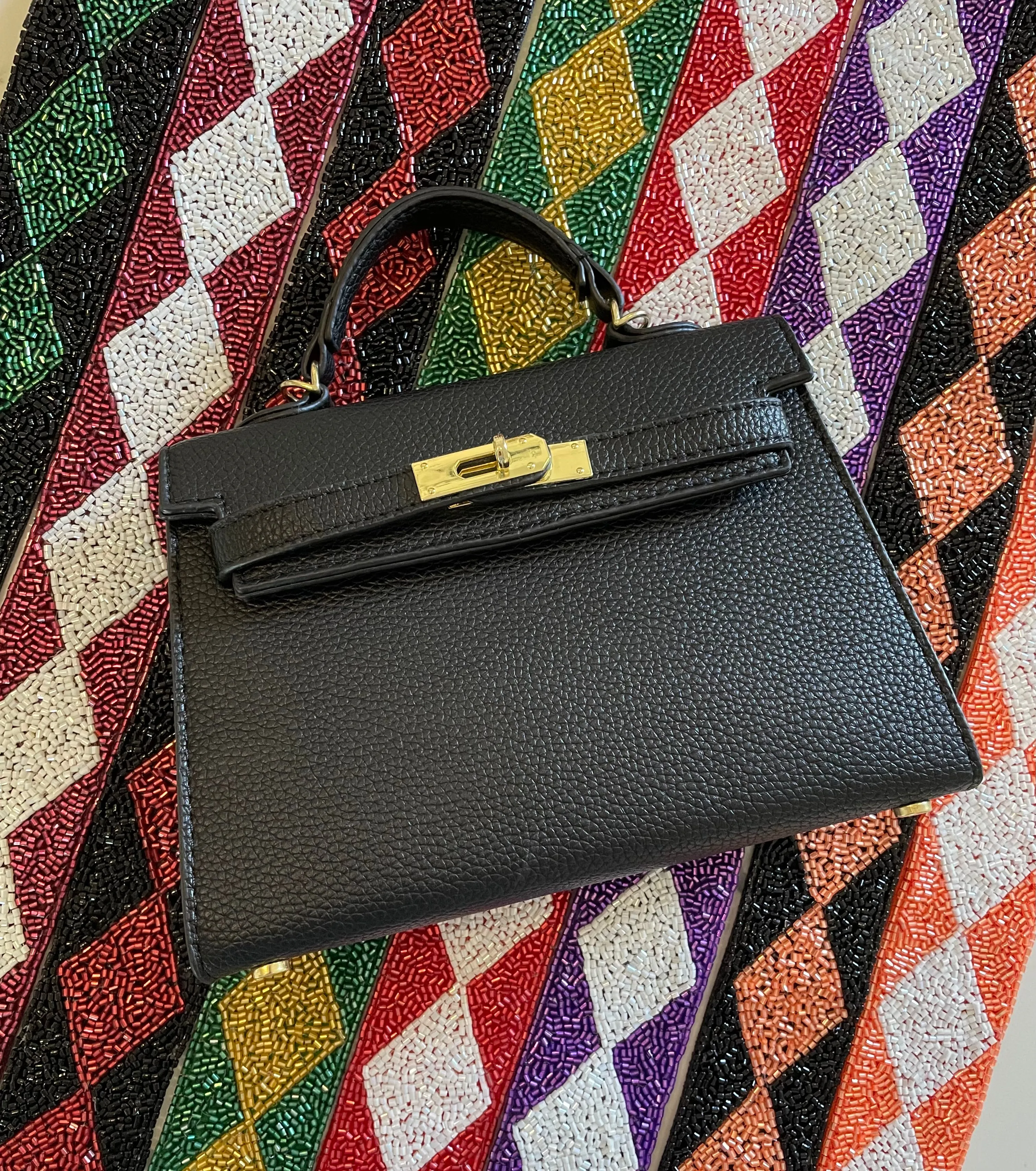Argyle Beaded Strap Black and Red