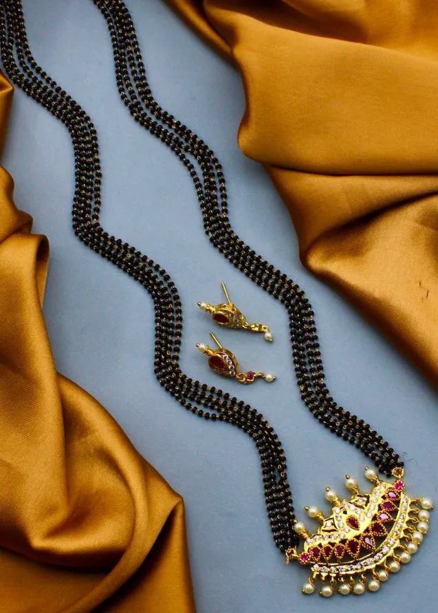 GRACEFUL DESIGNER MANGALSUTRA SET