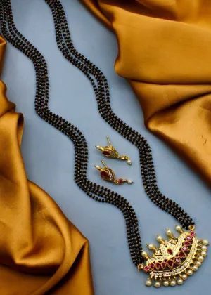 GRACEFUL DESIGNER MANGALSUTRA SET