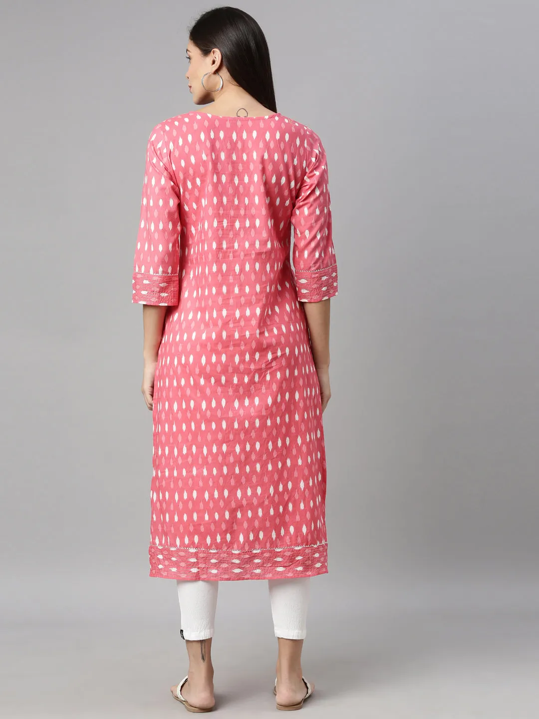 Neerus Women Pink Geometric Printed Cotton Kurta
