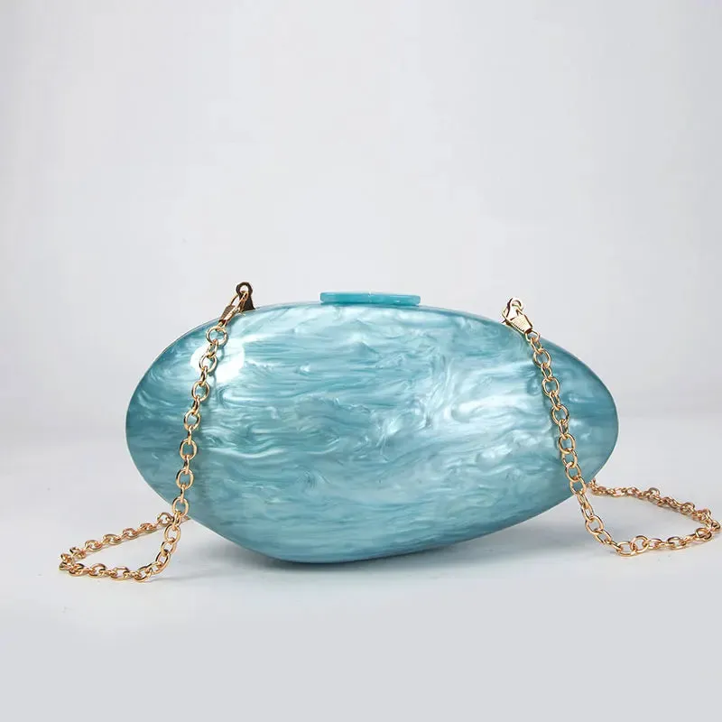 Pearlescent Shell-Shaped Clutch for Weddings and Parties