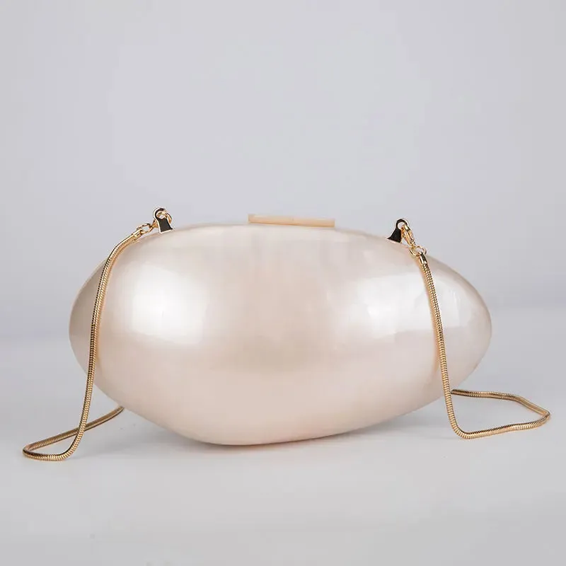 Pearlescent Shell-Shaped Clutch for Weddings and Parties