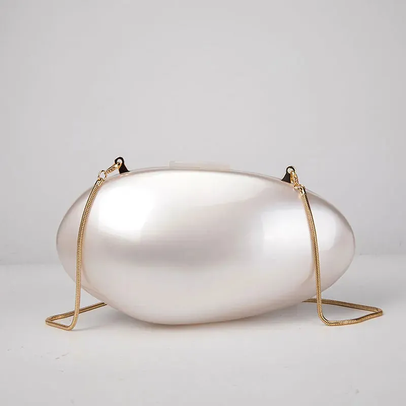 Pearlescent Shell-Shaped Clutch for Weddings and Parties