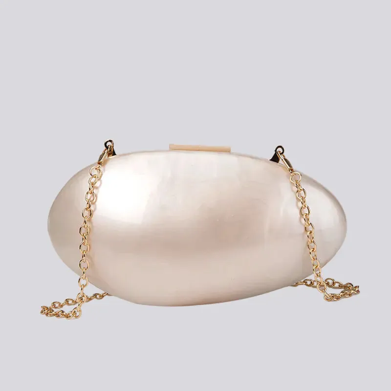 Pearlescent Shell-Shaped Clutch for Weddings and Parties