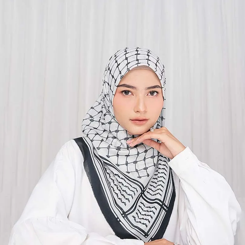 WJA270   New Style  Chiffon Printed Plaid Square Scarf